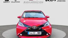 Rojo Usado 2017 Toyota Aygo X-cite Utilitario | 8200 € (Precio justo)