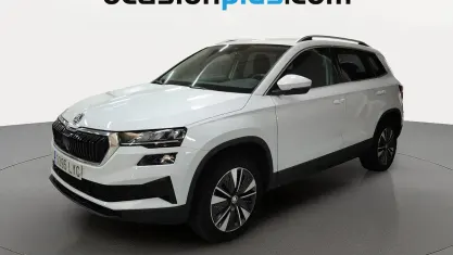 Usado Skoda Karoq Ambition 150 CV (110 kW) 2022 Blanco SUV