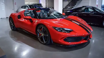 Nuevo Ferrari 296 842 CV (619 kW) 2025 Rojo Coupe