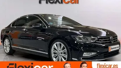 Usado 2020 VW Passat R-line Berlina | 21.490 € (Precio justo)