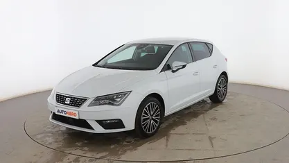 Blanco Usado 2019 Seat Leon Berlina | 18.499 € (Precio justo)