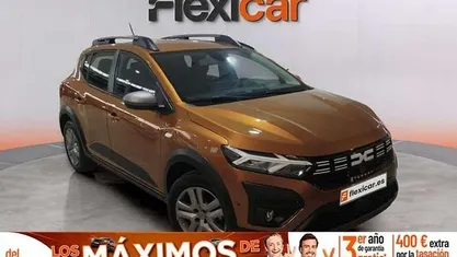 Używany Dacia Sandero Essentiel 91 KM (66 kW) 2023 Pomarańczowy Hatchback