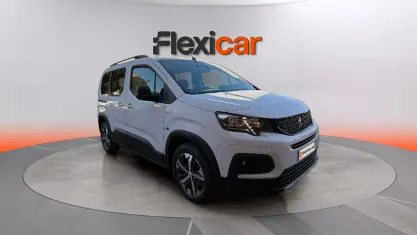 Usado Peugeot Rifter Allure 101 CV (74 kW) 2023 Blanco Monovolumen