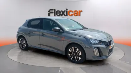 Usado Peugeot 208 Allure 101 CV (74 kW) 2025 Gris Utilitario