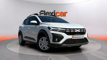 Usado Dacia Sandero Essentiel 101 CV (74 kW) 2024 Blanco Berlina