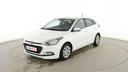 Usado 2017 Hyundai i20 Berlina | 11.399 € (Precio justo)