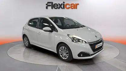 Usado Peugeot 208 Active 75 CV (55 kW) 2018 Utilitario