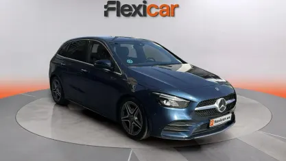 Gebraucht Mercedes B200 150 PS (110 kW) 2022 Blau Van / Kleinbus