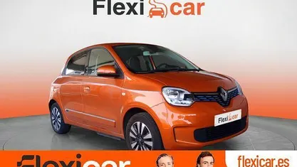 Usado Renault Twingo Techno 59 kW (81 CV) 2022 Naranja Utilitario