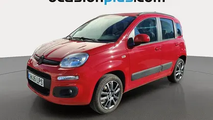 Rojo Usado 2021 Fiat Panda Lounge Utilitario | 8810 € (Buen precio)