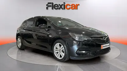 Usado Opel Astra 110 CV (80 kW) 2020 Berlina