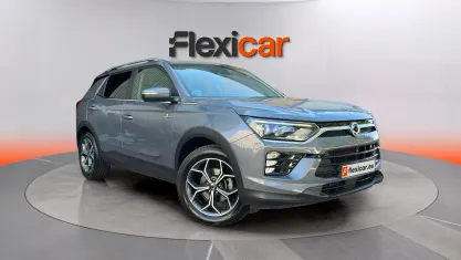 Usado SsangYong Korando Limited 149 CV (109 kW) 2024 Gris SUV