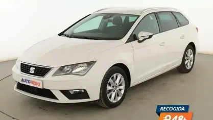 Usado Seat Leon Style 115 CV (84 kW) 2019 Blanco Familiar