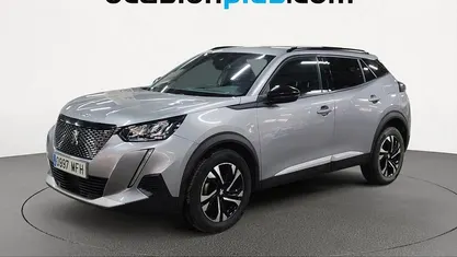 Usado Peugeot 2008 Allure 101 CV (74 kW) 2023 Gris SUV