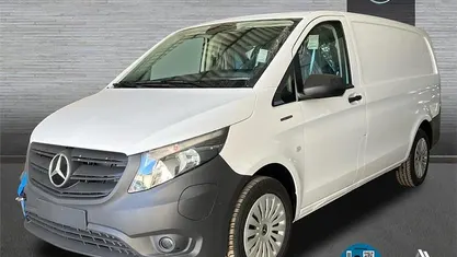 Blanco Usado 2024 Mercedes e-Vito Monovolumen | 48.400 € (Precio justo)