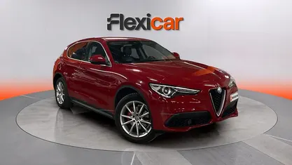 Usado Alfa Romeo Stelvio Executive 280 CV (205 kW) 2017 Rojo SUV