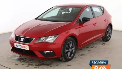 Usado Seat Leon Style 110 CV (80 kW) 2018 Rojo Berlina