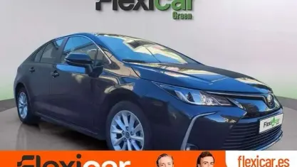 Begagnad Toyota Corolla Active 140 HK (102 kW) 2023 Svart Halvkombi