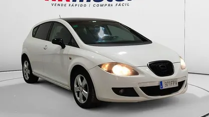 Usado Seat Leon Sport 103 CV (75 kW) 2007 Berlina
