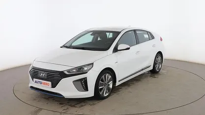 Usado Hyundai Ioniq 141 CV (103 kW) 2018 Blanco Utilitario