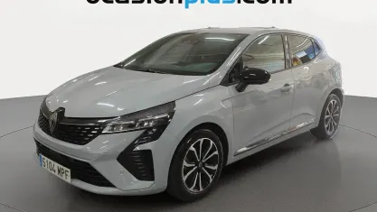 Usado Renault Clio Techno 91 CV (66 kW) 2024 Gris Utilitario