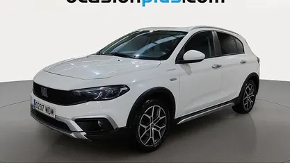Usado Fiat Tipo Cross 131 CV (96 kW) 2023 Blanco Utilitario