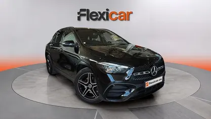 Usado Mercedes GLA200 150 CV (110 kW) 2024 Negro SUV