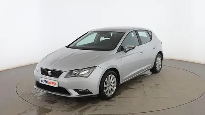 Usado Seat Leon Style 110 CV (80 kW) 2015 Plata Utilitario