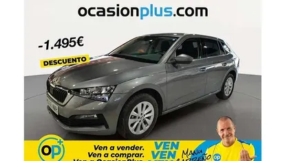 Usado Skoda Scala Ambition 95 CV (69 kW) 2023 Gris Utilitario