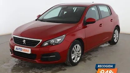 Usado Peugeot 308 Active 100 CV (73 kW) 2017 Rojo Berlina