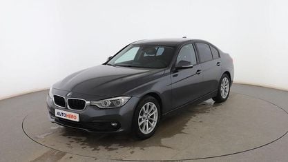Usado BMW 318 Sport Line 150 CV (110 kW) 2018 Gris Berlina