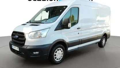 Usado Ford Transit Trend 131 CV (96 kW) 2022 Blanco Familiar