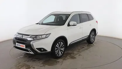 Usado Mitsubishi Outlander Motion 150 CV (110 kW) 2019 SUV