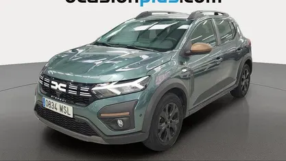 Usado Dacia Sandero Extreme 110 CV (80 kW) 2024 Verde Utilitario