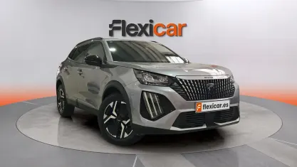 Usado Peugeot 2008 Allure 131 CV (96 kW) 2024 Gris SUV
