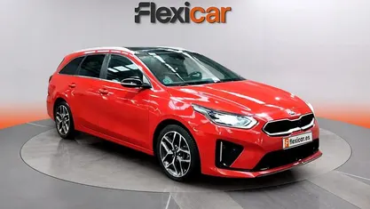 Usado Kia Ceed GT GT-Line 120 CV (88 kW) 2019 Rojo Familiar