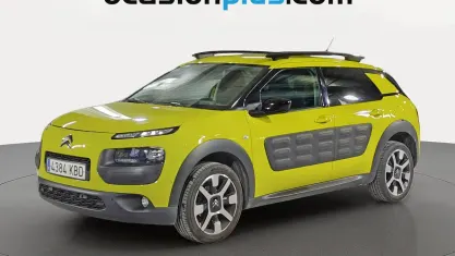 Usado Citroën C4 Cactus Shine 100 CV (73 kW) 2017 Amarillo Utilitario