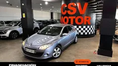 Gris Usado 2009 Renault Mégane III Dynamique Berlina | 2950 € (Precio justo)