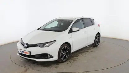 Usado 2018 Toyota Auris Hybrid Active Utilitario | 15.399 € (Precio justo)