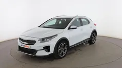 Blanco Usado 2022 Kia XCeed SUV | 19.699 € (Precio justo)
