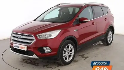 Używany Ford Kuga Titanium 150 KM (110 kW) 2017 Czerwony SUV