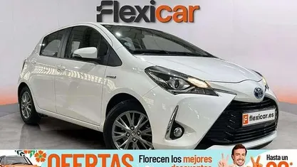 Usado Toyota Yaris Hybrid Active 100 CV (73 kW) 2020 Utilitario
