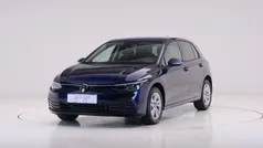 Azul Usado 2023 VW Golf VIII Life Berlina | 26.390 € (Precio justo)