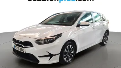 Usado Kia Ceed 101 CV (74 kW) 2025 Blanco Utilitario