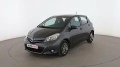 Usado 2014 Toyota Yaris Active Berlina | 9599 € (Precio justo)