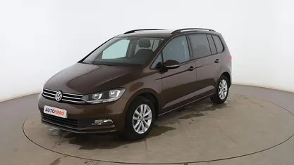 Usado VW Touran Advance 150 CV (110 kW) 2017 Marrón Monovolumen