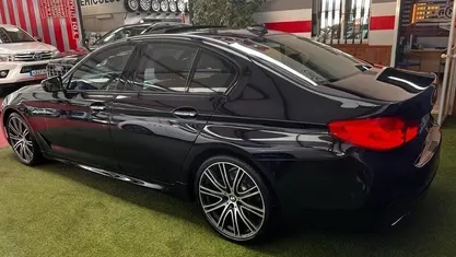 Usado BMW 530 Comfort Edition 265 CV (194 kW) 2017 Negro Berlina