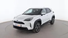 Blanco Usado 2022 Toyota Yaris Cross Business Edition SUV | 23.399 € (Precio justo)