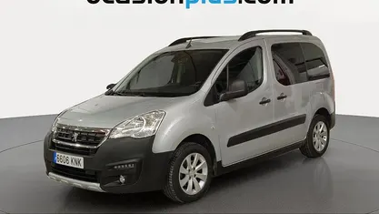 Begagnad Peugeot Partner Tepee Outdoor 120 HK (88 kW) 2018 Grå Minibuss