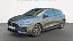Gris Usado 2023 Ford Focus ST-Line Utilitario | 16.360 € (Precio justo)